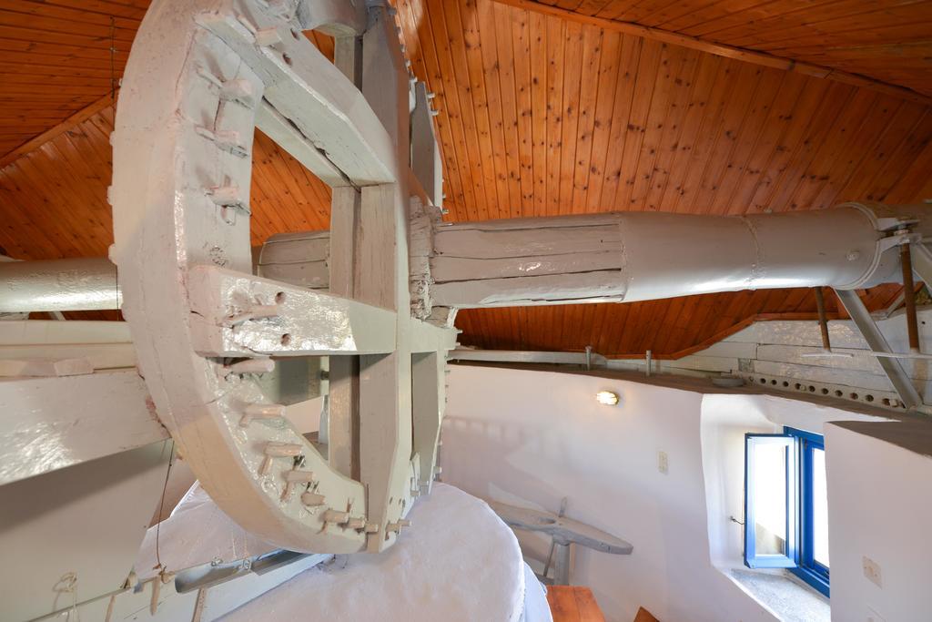 Windmill Villas Artemonas Bagian luar foto