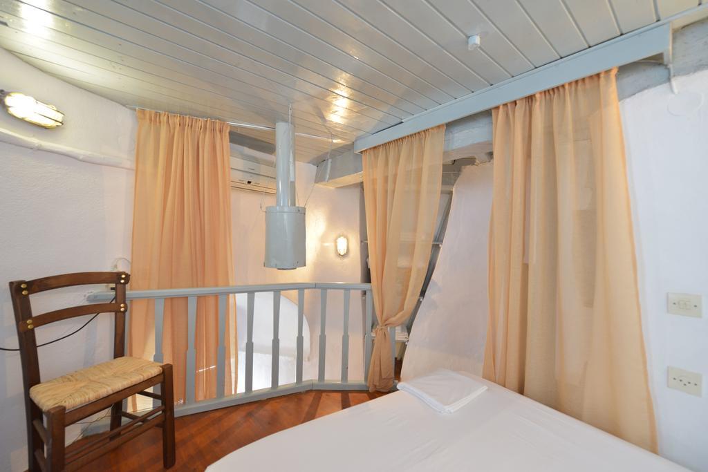 Windmill Villas Artemonas Bagian luar foto