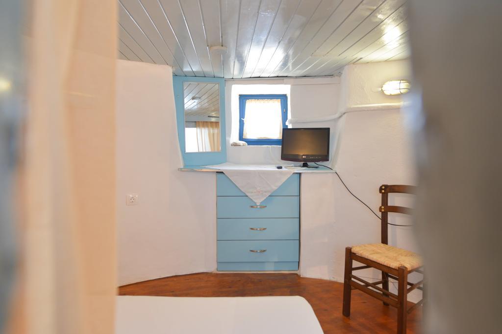 Windmill Villas Artemonas Bagian luar foto