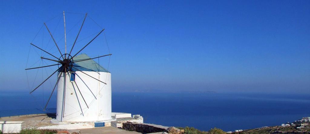 Windmill Villas Artemonas Bagian luar foto